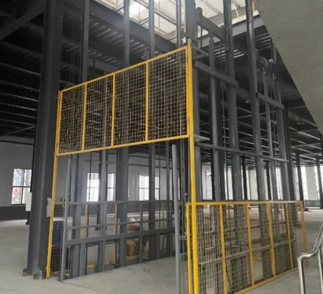 新源请详细介绍一下货梯安装在室外的维护方法